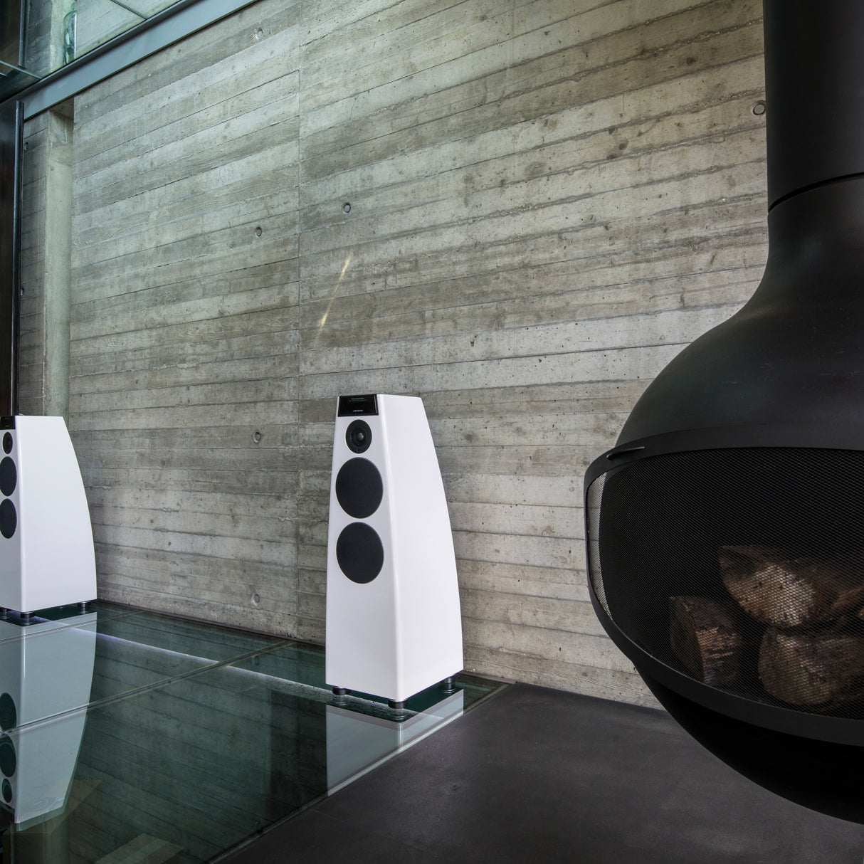 Special Edition DSP5200 Digital Active Loudspeaker.